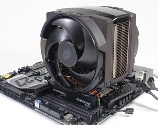 CoolerMaster MasterAir Maker 8_05350