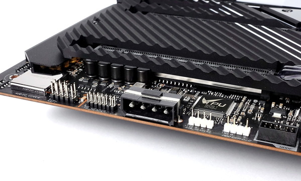 ASUS ROG MAXIMUS XII EXTREME review_09067_DxO