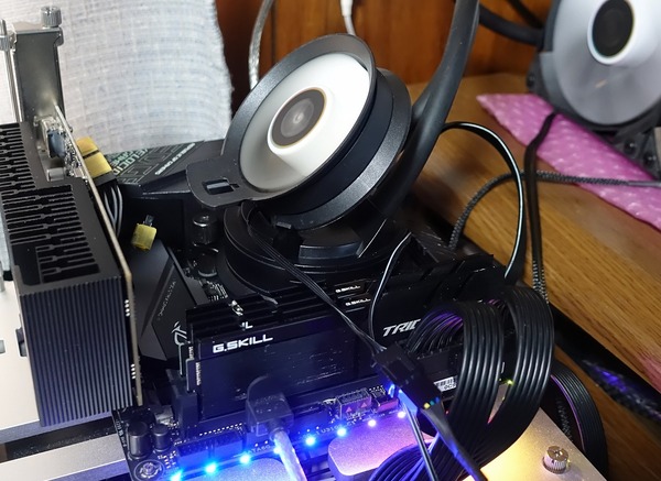 ASUS ROG STRIX Z390-I GAMING review_06100_DxO
