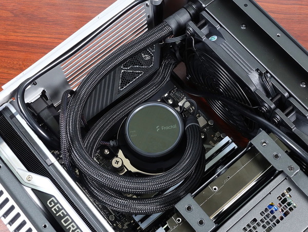 Fractal Design Era ITX review_09600_DxO