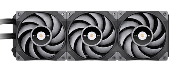 Thermaltake TOUGHLIQUID 360 ARGB TRX40 (4)