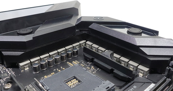 ASUS ROG CROSSHAIR VIII FORMULA review_00040_DxO