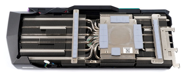 ZOTAC GAMING GeForce RTX 3090 AMP Extreme Holo review_05541_DxO