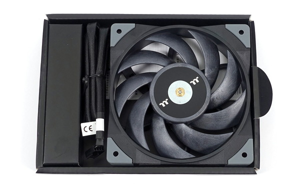 Thermaltake TOUGHFAN 12 review_03374_DxO