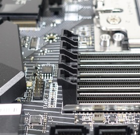 MSI X399 GAMING PRO CARBON AC review_09498