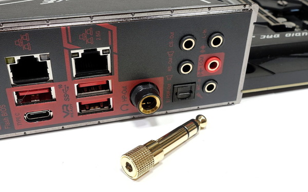 MSI MEG X570 GODLIKE review_00421_DxO