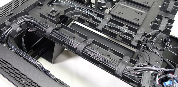 NZXT H700i review_01925