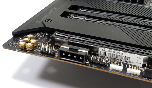ASUS ROG Zenith II Extreme review_04249_DxO