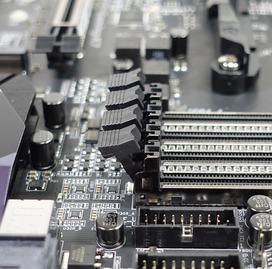 GIGABYTE Aorus GA-AX370-Gaming K7 review_07433