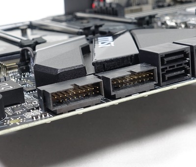 MSI X399 GAMING PRO CARBON AC review_09501