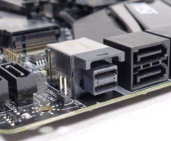 MSI X299 GAMING PRO CARBON AC review_08176