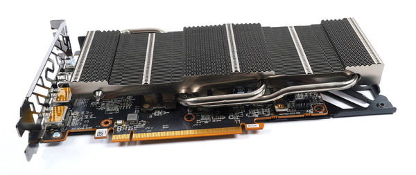 SAPPHIRE PULSE AMD Radeon RX 6600 XT GAMING OC 8G GDDR6 review_07021_DxO