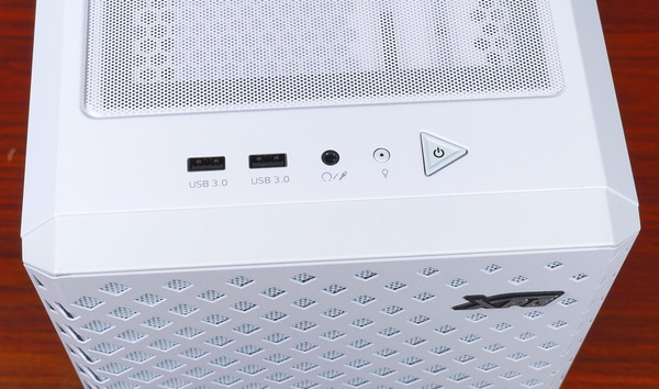 XPG DEFENDER PRO review_04777_DxO