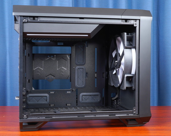 Fractal Design Torrent Nano review_04336_DxO