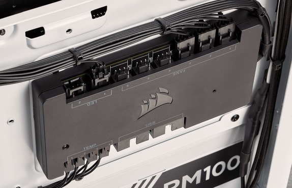 CORSAIR Commander PRO