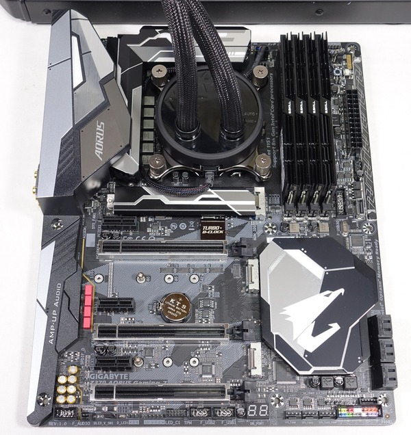 GIGABYTE Z370 AORUS Gaming 7 review_01750