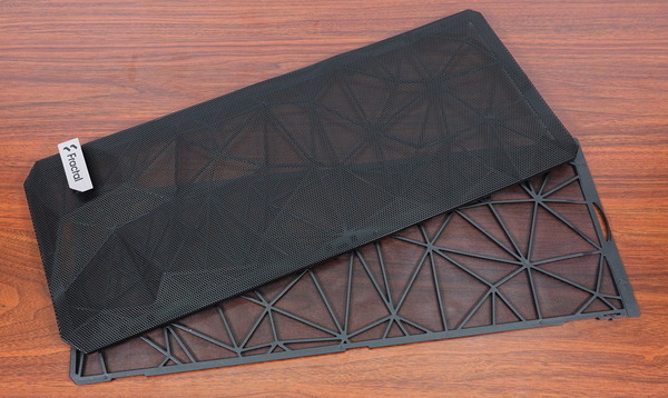 Fractal Design Meshify 2 XL review_06382_DxO