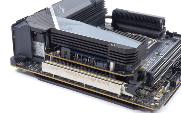 GIGABYTE Z690I AORUS ULTRA DDR4 review_02202_DxO