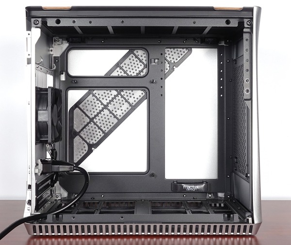 Fractal Design Era ITX review_09529_DxO