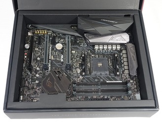 ASUS ROG CROSSHAIR VI HERO review_05064