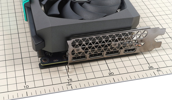 ZOTAC GAMING GeForce RTX 3090 AMP Extreme Holo review_05449_DxO
