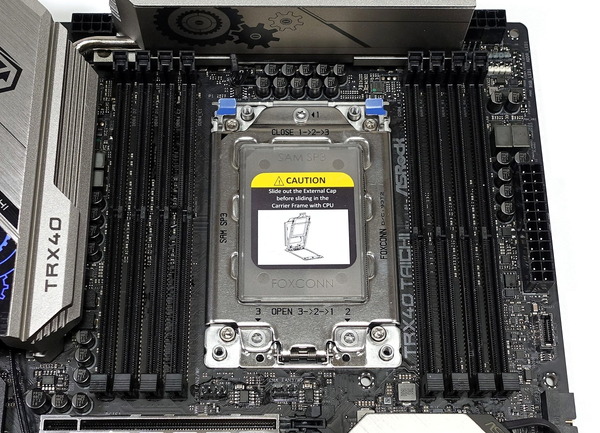 ASRock TRX40 Taichi review_04311_DxO