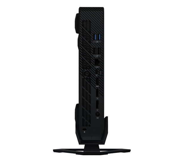 ASUS ROG NUC (2)
