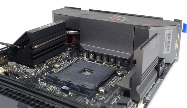 ASRock X570 Phantom Gaming-ITX/TB3 review_01010_DxO