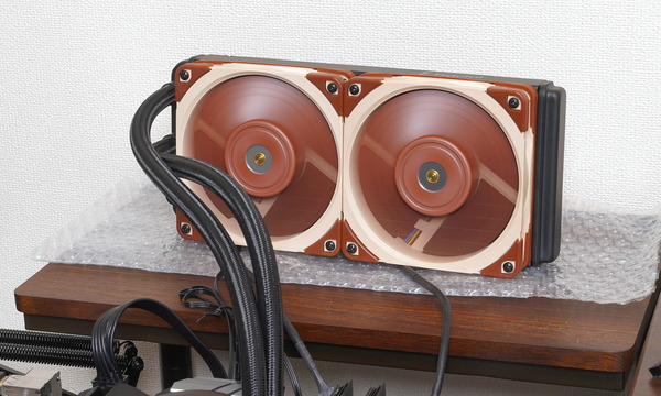 Fractal Design Lumen S24 review_08229_DxO