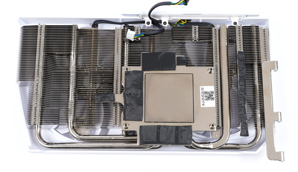 ZOTAC GAMING GeForce RTX 3060 AMP White Edition review_01732_DxO