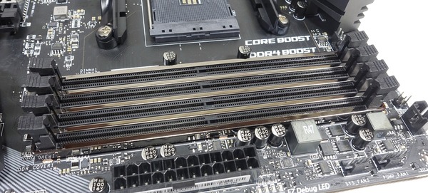 MSI X470 GAMING PRO CARBON review_05526