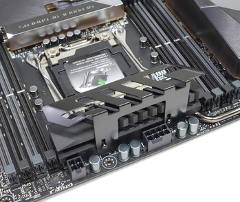 ASUS ROG RAMPAGE VI EXTREME review_02823