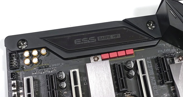 GIGABYTE Z390 AORUS MASTER review_03368_DxO