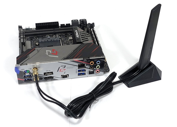 ASRock X570 Phantom Gaming-ITX/TB3 review_01001_DxO