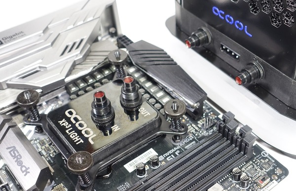 Alphacool Eiswand 360 CPU Black review_07131