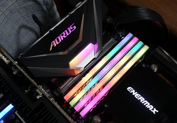 GIGABYTE X399 AORUS XTREME review_02201
