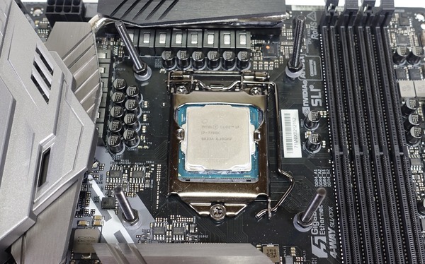 Alphacool Eiswand 360 CPU Black review_07116