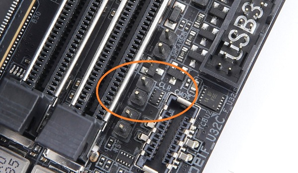 GIGABYTE Z690I AORUS ULTRA DDR4 review_02222_DxO