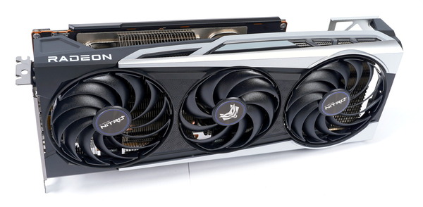 SAPPHIRE NITRO+ Radeon RX 6900 XT OC 16G GDDR6 review_00768_DxO