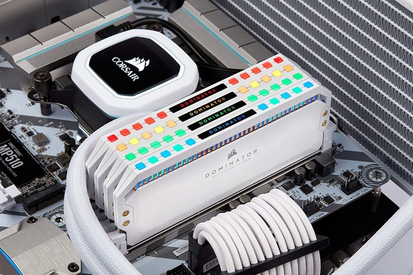 Corsair Dominator Platinum RGB White (4)