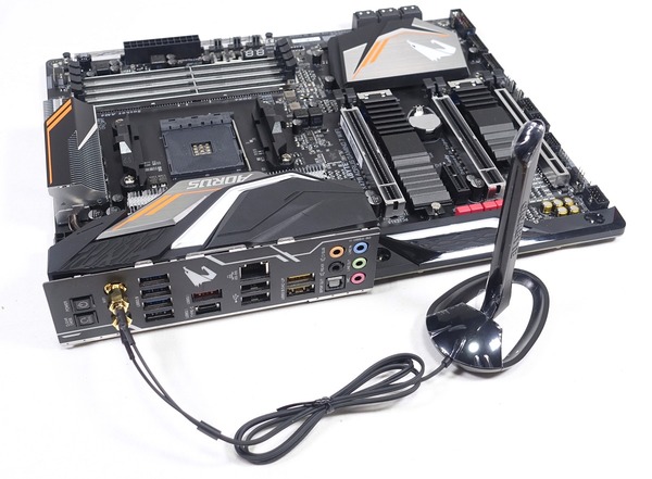 GIGABYTE X470 AORUS GAMING 7 WIFI review_05377