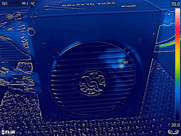XPG Core Reactor 850W_FLIR (2)