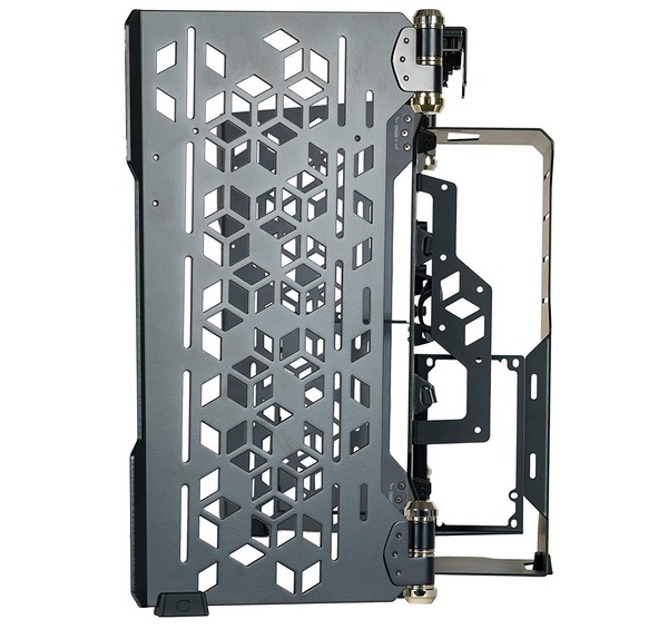 Cooler Master MasterFrame 700 (5)