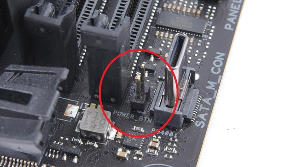 ASUS ROG STRIX Z690-I GAMING WIFI review_03482_DxO