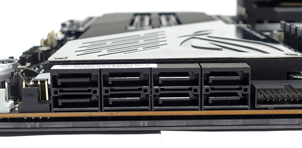 ASUS ROG Zenith II Extreme review_04245_DxO