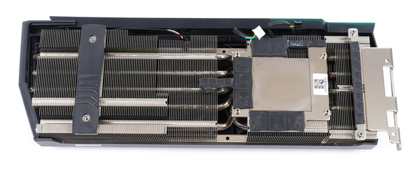 ZOTAC GAMING GeForce RTX 3070 Ti AMP Holo review_04786_DxO