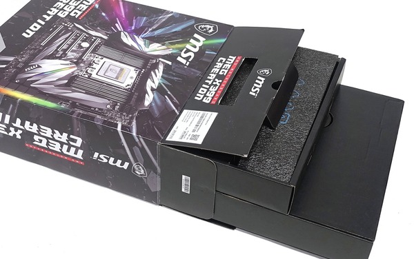 MSI MEG X399 CREATION review_04029_DxO