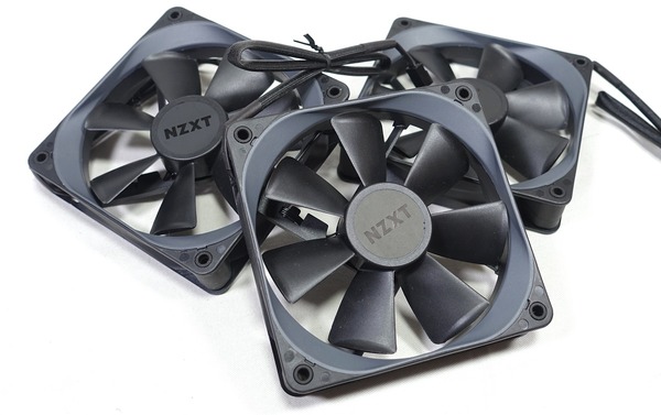 NZXT KRAKEN X72 review_05033