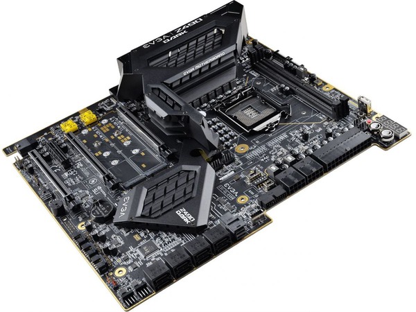 EVGA Z490 DARK (3)