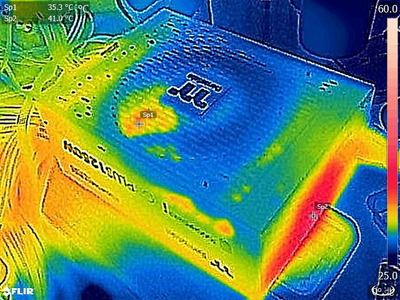 Thermaltake Toughpower iRGB PLUS 1250W Titanium_FLIR (2)